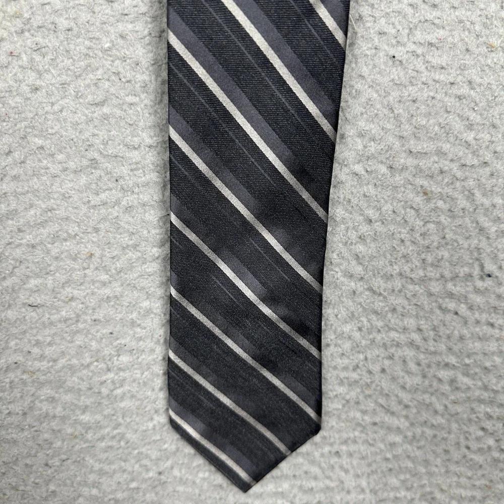 Robert Graham Tie Mens OS Striped Black Grey Silver 100% Silk Necktie Formal EUC